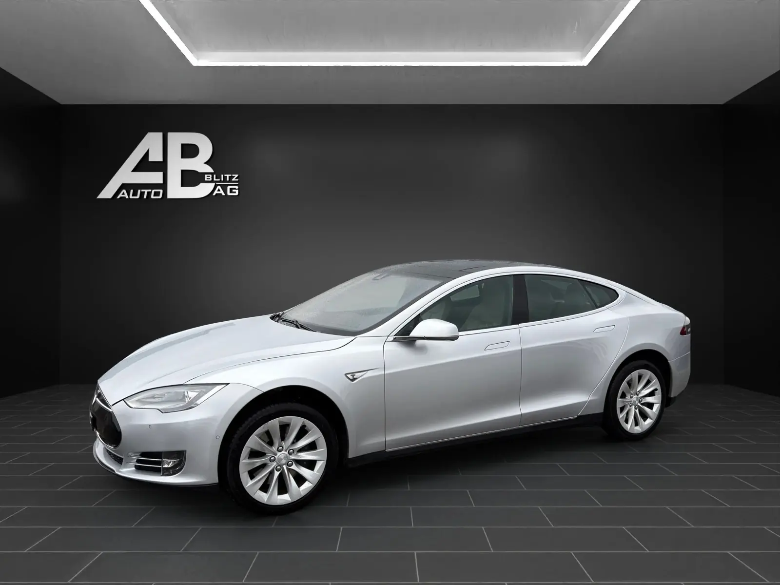Tesla Model S 2015 occasion Hunzenschwil — 2