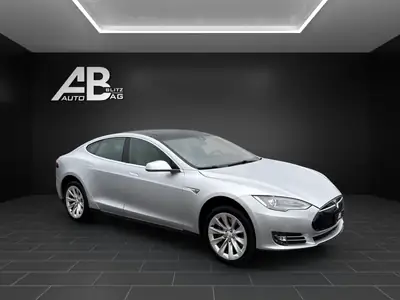 Tesla Model S 85D — Berline électrique haute performance, 525 ch, service frais — détail