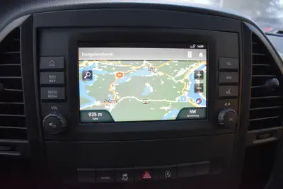 Mercedes-Benz Vito 114 CDI — Utilitaire fiable, 960 kg de charge utile, révision complète — Miniatura 11