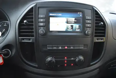 Mercedes-Benz Vito 114 CDI — Utilitaire fiable, 960 kg de charge utile, révision complète — Miniatura 12