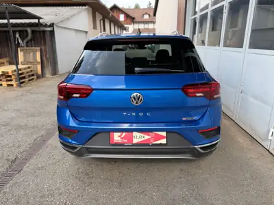 VW T-Roc 2.0 TDI 4Motion — SUV compact robuste, tout-terrain affirmé — intérieur