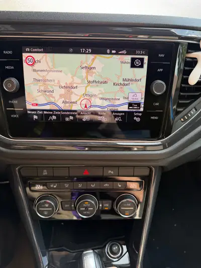 VW T-Roc 2.0 TDI 4Motion — SUV compact robuste, tout-terrain affirmé — Miniature 13