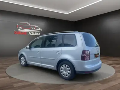 VW Touran 1.4 TSI Conceptline — Monospace fiable, expertise reconnue et service à jour — intérieur