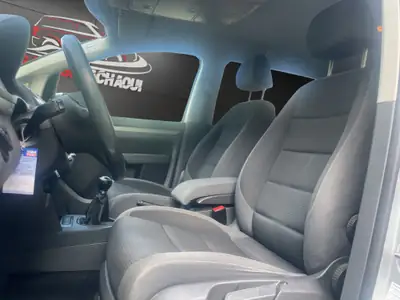 VW Touran 1.4 TSI Conceptline — Monospace fiable, expertise reconnue et service à jour — Miniature 9