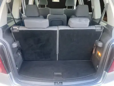 VW Touran 1.4 TSI Conceptline — Monospace fiable, expertise reconnue et service à jour — Miniature 15