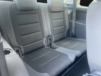 VW Touran 1.4 TSI Conceptline — Monospace fiable, expertise reconnue et service à jour — Miniature 14