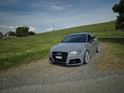 Audi RS3 430 ch ABT — Berline sportive tuning homologuée, échappement sport et jantes Vossen — side view