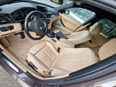 BMW 330d xDrive Touring — Break diesel performant, sans sinistre et faible consommation — intérieur