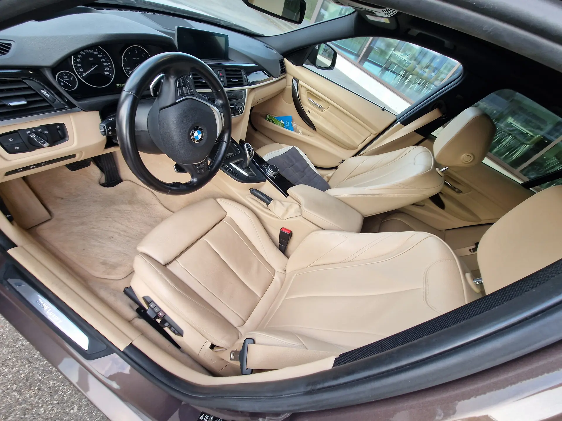 BMW 330 2015 occasion Baden — 4