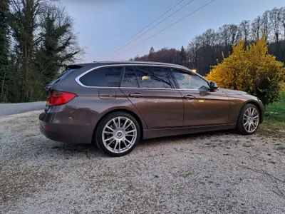 BMW 330d xDrive Touring — Break diesel performant, sans sinistre et faible consommation — Miniature 18