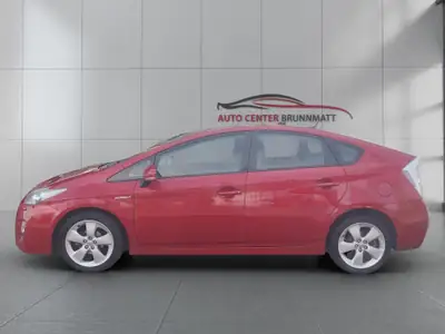 Toyota Prius 1.8 HSD Sol 2009 — Hybride économique, entretien complet, sans accident — intérieur