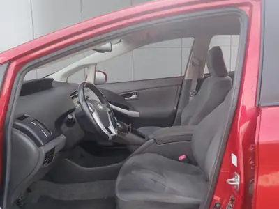 Toyota Prius 1.8 HSD Sol 2009 — Hybride économique, entretien complet, sans accident — Miniature 9