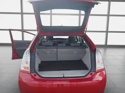 Toyota Prius 1.8 HSD Sol 2009 — Hybride économique, entretien complet, sans accident — Miniature 13