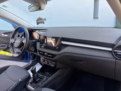Skoda Fabia 1.0 MPI Young Edition — Citadine fiable, garantie 24 mois sans limite kilométrique — Miniatur 20
