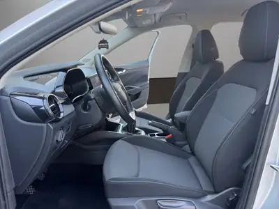 Skoda Fabia 1.0 MPI Young Edition — Citadine fiable, garantie 24 mois, peu kilométrée — Miniature 9