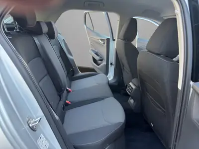 Skoda Fabia 1.0 MPI Young Edition — Citadine fiable, garantie 24 mois, peu kilométrée — Miniature 18