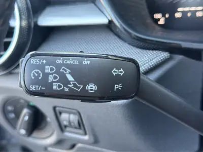 Skoda Fabia 1.0 MPI Young Edition — Citadine fiable, garantie 24 mois, peu kilométrée — Miniature 25