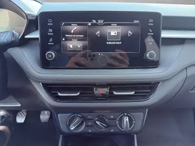 Skoda Fabia 1.0 MPI Young Edition — Citadine fiable, garantie 24 mois, petit kilométrage — Miniature 15