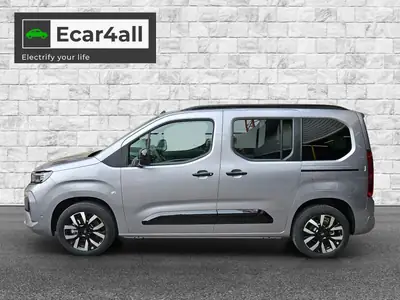 Opel Combo-e GS — Minivan électrique 136 ch, équipement premium et 50 km au compteur — arrière