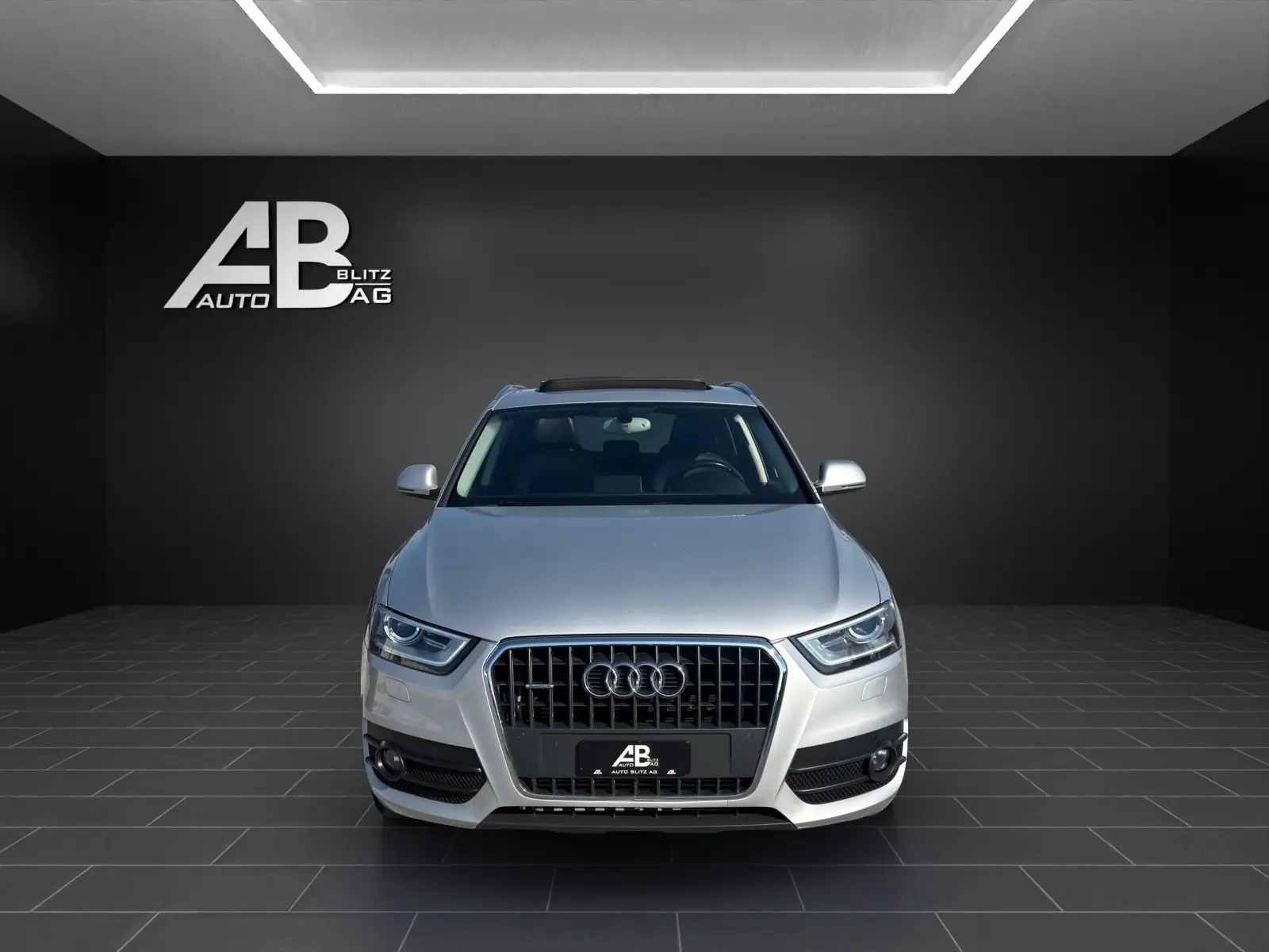 Audi Q3 2.0 TDI Quattro S-tronic — SUV compact diesel performant, révision complète incluse