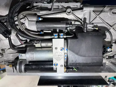 BMW M6 Coupé V10 507 ch — Sportive d'exception, révisions complètes, présentation noire intégrale — Detail