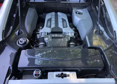 Audi R8 4.2 FSI V8 Quattro — Supercar d'exception, 51'000 km, Audi Exclusive — tableau de bord