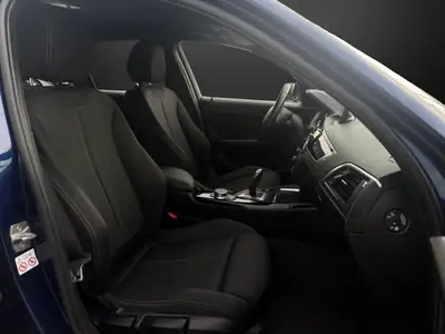 BMW 118i Edition Sport Line — Automatique Steptronic, fraîchement révisée — Miniature 9