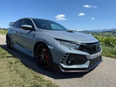 Honda Civic 2.0 VTEC Type R GT Nürburgring Edition — Performance sportive et fiabilité légendaire — fianco