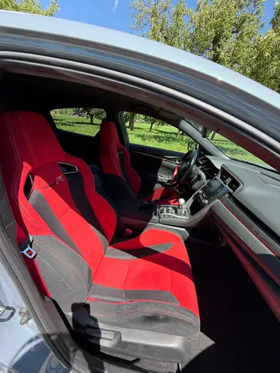 Honda Civic 2.0 VTEC Type R GT Nürburgring Edition — Performance sportive et fiabilité légendaire — Miniatura 7