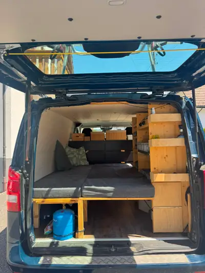 Mercedes-Benz Vito 114 BT 4x4 — Fourgon aménagé camping-car, état impeccable — Miniatura 7