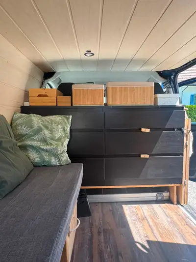 Mercedes-Benz Vito 114 BT 4x4 — Fourgon aménagé camping-car, état impeccable — Miniatura 9