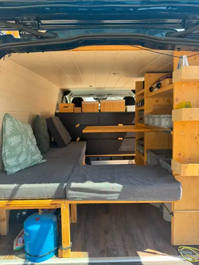 Mercedes-Benz Vito 114 BT 4x4 — Fourgon aménagé camping-car, état impeccable — Miniatura 8