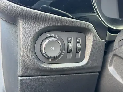 Opel Corsa e GS — Électrique 156 ch, quasi neuve avec garantie constructeur — Miniature 10