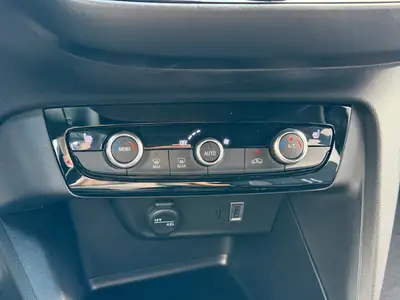Opel Corsa e GS — Électrique 156 ch, quasi neuve avec garantie constructeur — Miniature 14