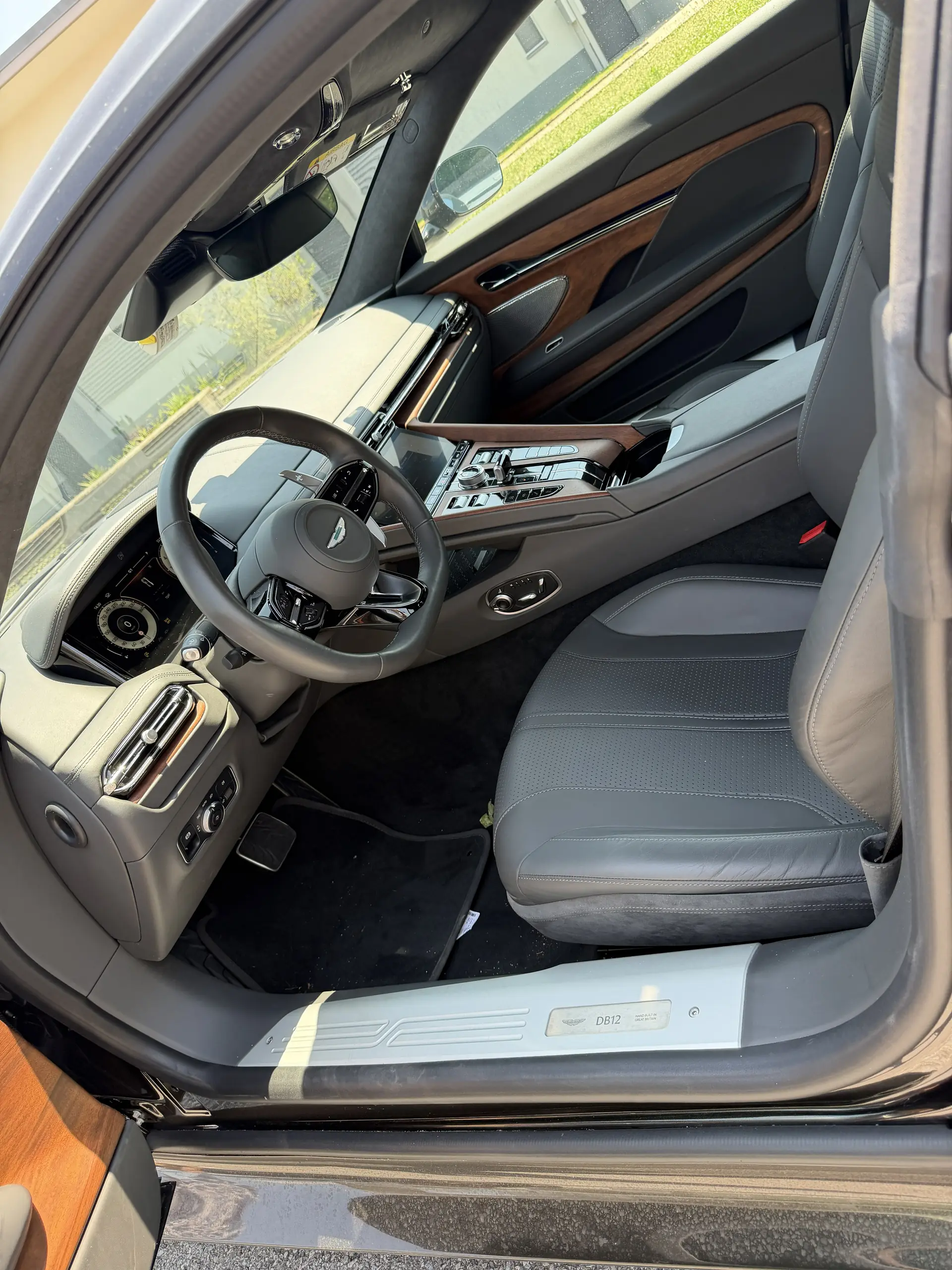 Aston Martin DB12 2024 occasion Mendrisio — 5