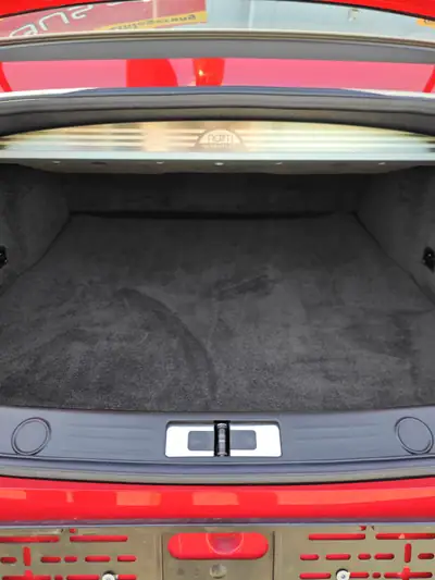 Bentley Continental 4.0 V8 S — Coupé de prestige en St. James Red rare, 55'000 km — Miniatur 12