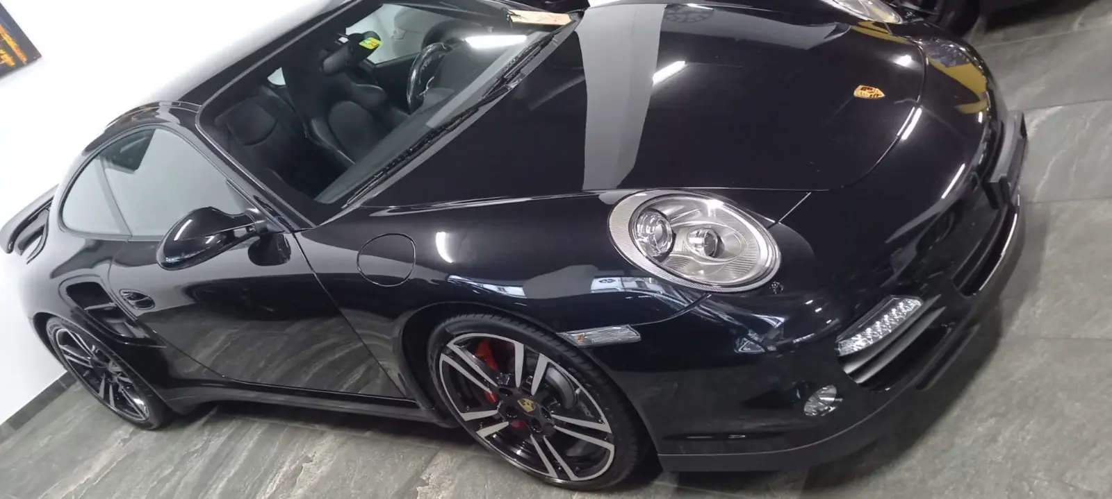 Porsche 911 3.8 Turbo — 500 ch de pure performance, kilométrage maîtrisé — Außenansicht