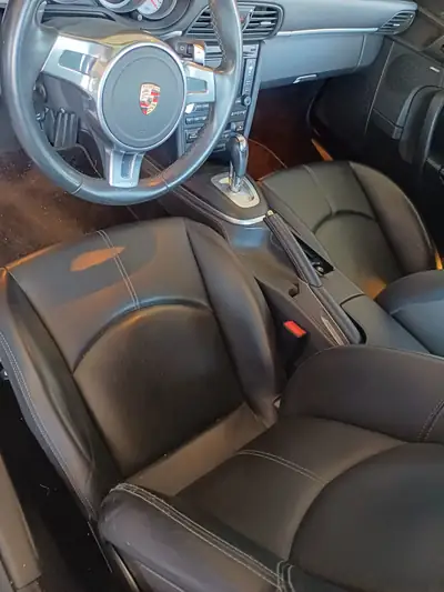 Porsche 911 3.8 Turbo — 500 ch de pure performance, kilométrage maîtrisé — Armaturenbrett