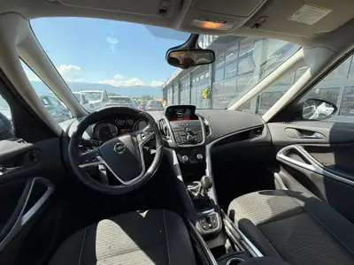Opel Zafira Tourer 1.4i 16V — Monospace 7 places fiable, 196 000 km — Miniature 8
