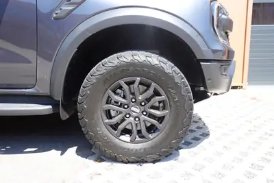 Ford Ranger Raptor 3.0 EcoBoost 4×4 — Pick-up haute performance, 1ère main, équipé Pro — tableau de bord