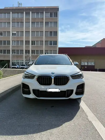 BMW X1 18d xDrive — SUV compact diesel, 59'000 km, sans sinistre — Außenansicht