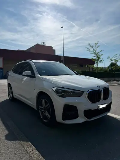 BMW X1 18d xDrive — SUV compact diesel, 59'000 km, sans sinistre — Detail