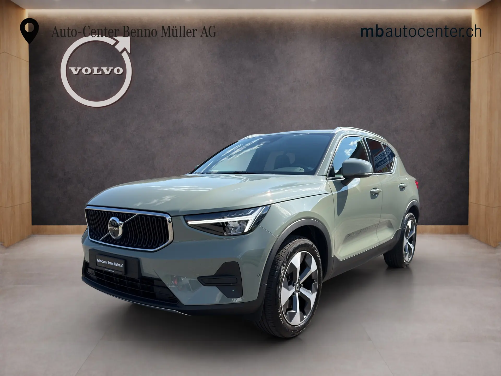 Volvo XC40 2.0 B3 MH XCITE — Hybride léger, 25 000 km seulement
