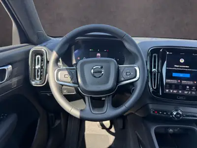 Volvo XC40 2.0 B3 MH XCITE — Hybride léger, 25 000 km seulement — Miniature 13