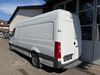 Mercedes-Benz 314 CDI — Fourgon utilitaire diesel automatique, 147 000 km, sans sinistre — côté