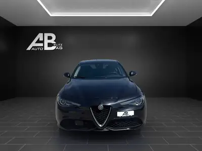 Alfa Romeo Giulia 2.0 Veloce Q4 — 280 ch, quattro intégral, échappement sport Ragazzon — vista esterna