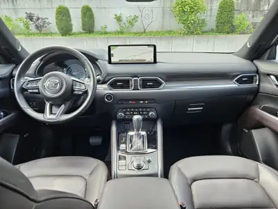 Mazda CX-5 2.5 Takumi AWD — SUV hybride essence, 30000 km, traction intégrale — détail