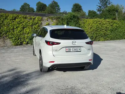 Mazda CX-5 2.5 Takumi AWD — SUV hybride essence, 30000 km, traction intégrale — tableau de bord