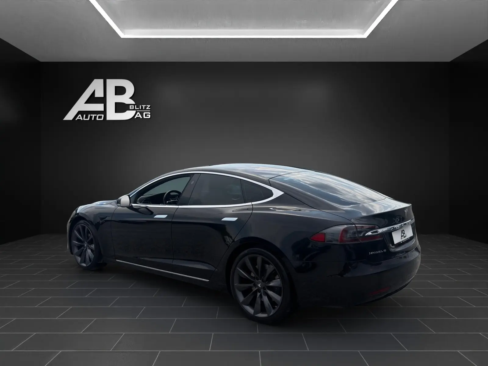 Tesla Model S 2017 occasion Hunzenschwil — 3