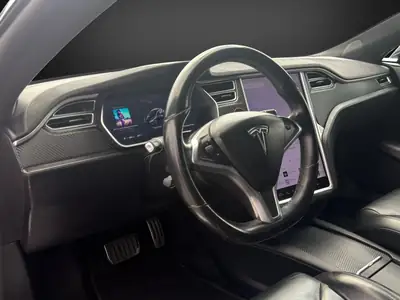 Tesla Model S 75 — Berline électrique haute performance, 388 ch, facelift 2017 — Miniature 8